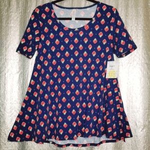 LuLaRoe BNWT XXS Perfect Tee - strawberries! 🍓